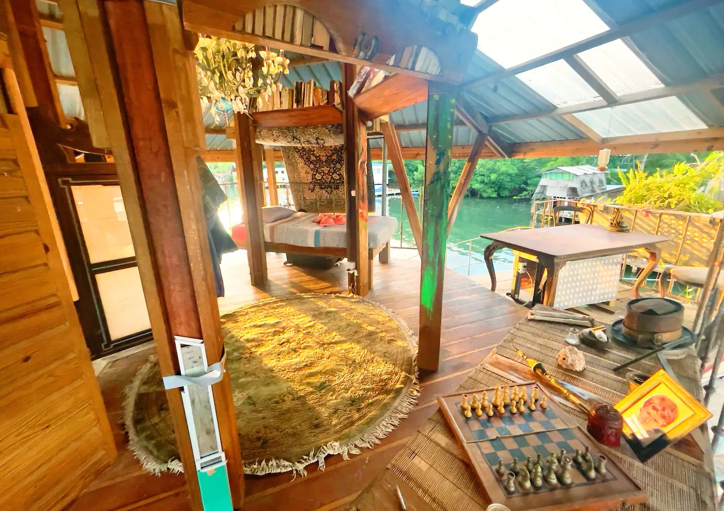 Partner Link airbnb_us_accommodations_affiliate