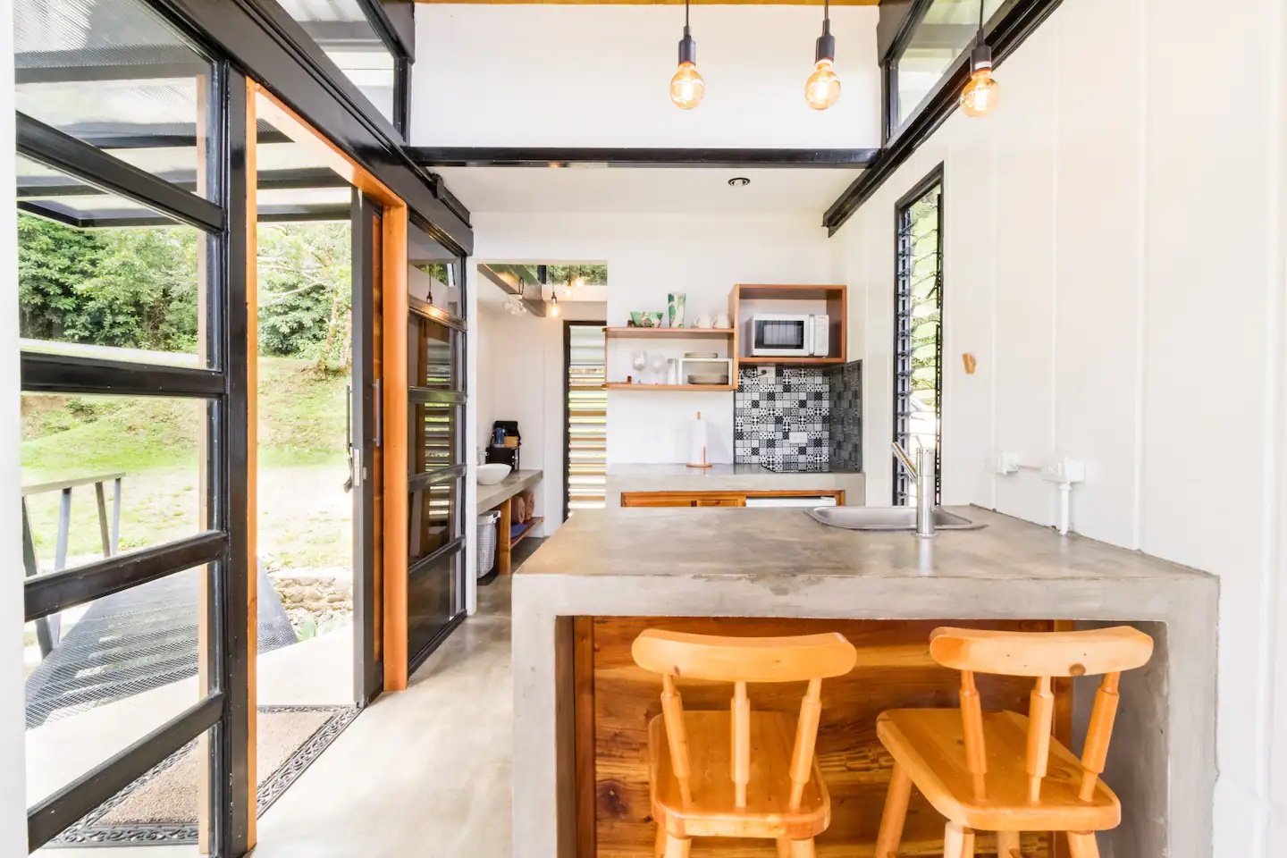 Partner Link airbnb_us_accommodations_affiliate
