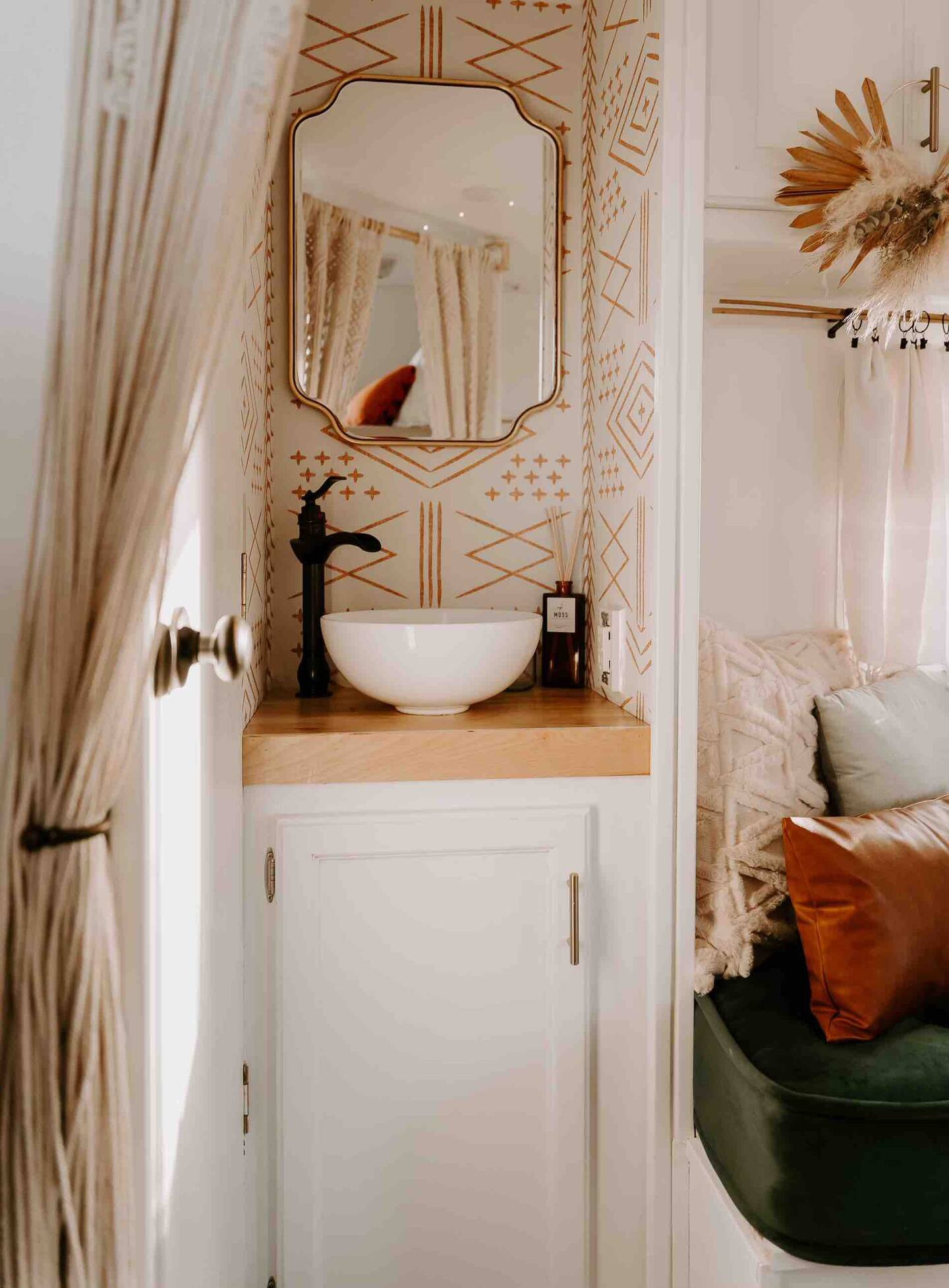 Partner Link airbnb_us_accommodations_affiliate