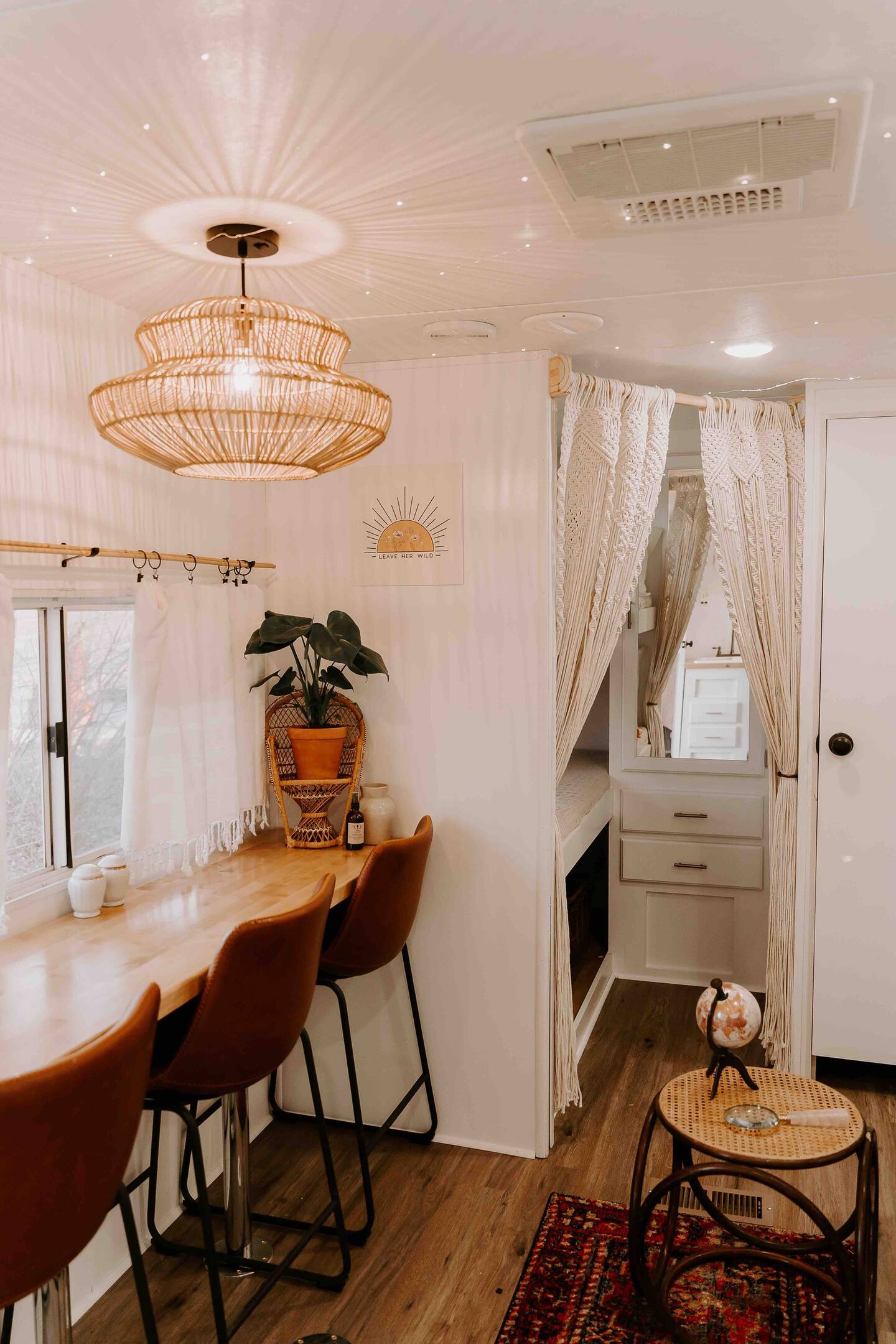 Partner Link airbnb_us_accommodations_affiliate