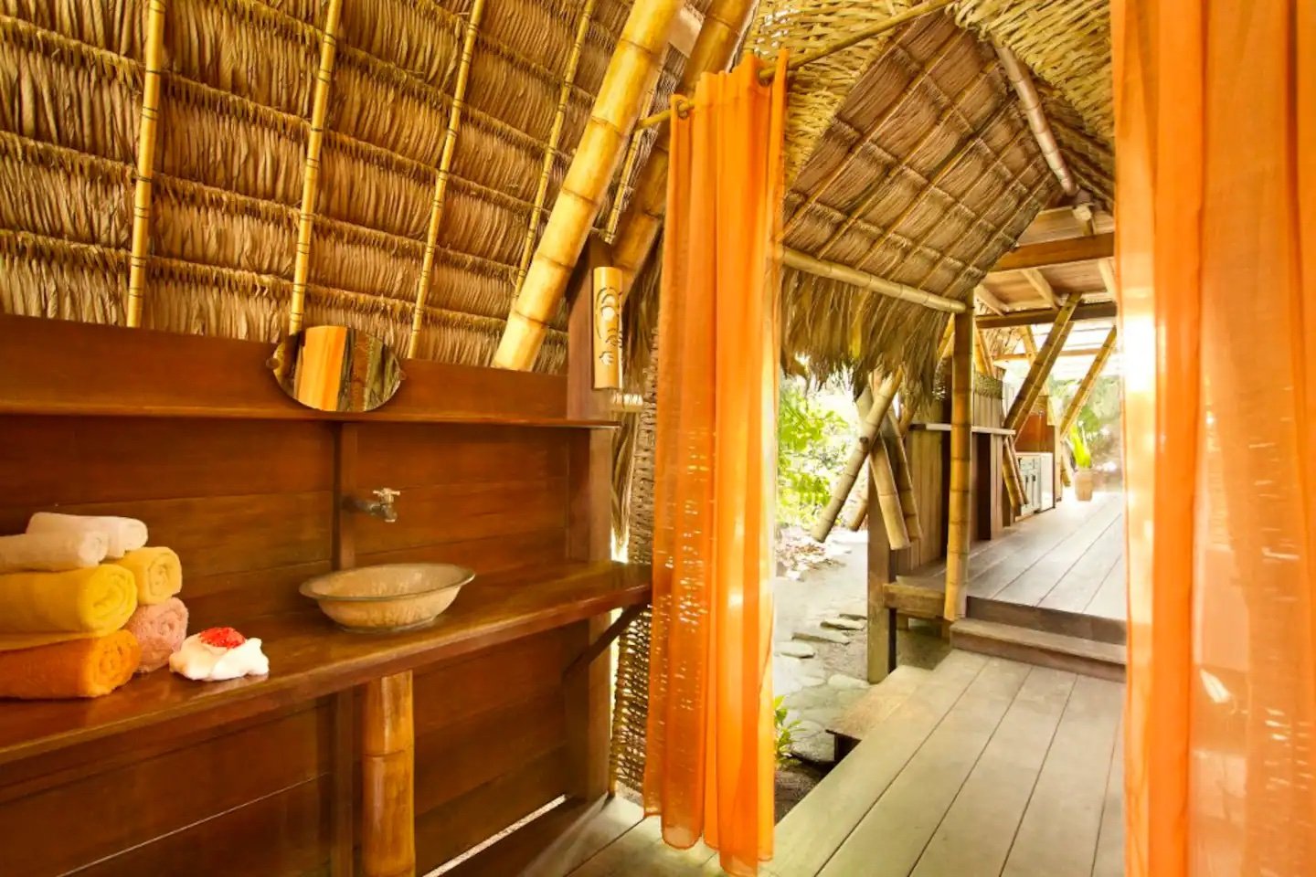 Partner Link airbnb_us_accommodations_affiliate