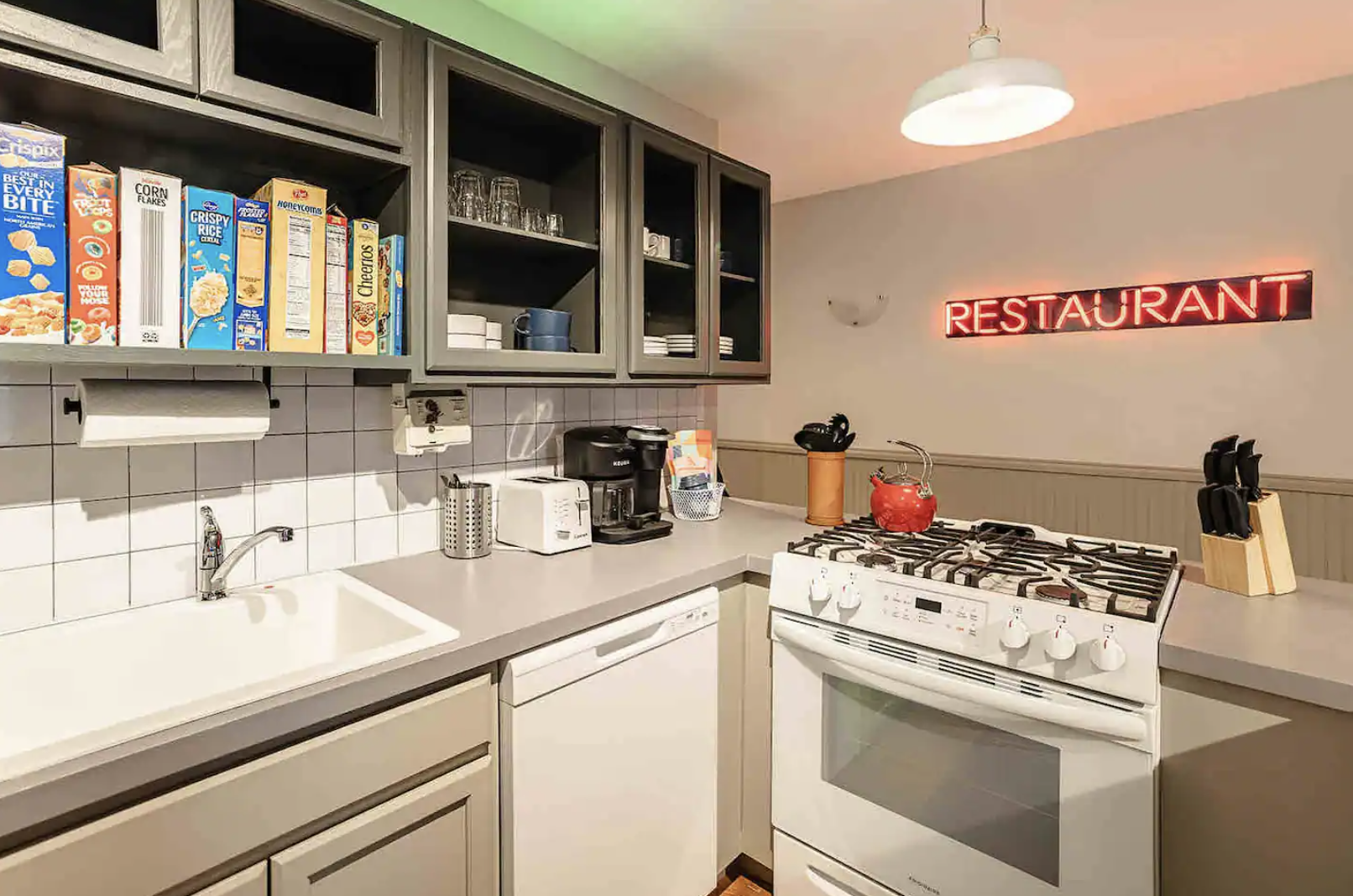 Partner Link airbnb_us_accommodations_affiliate