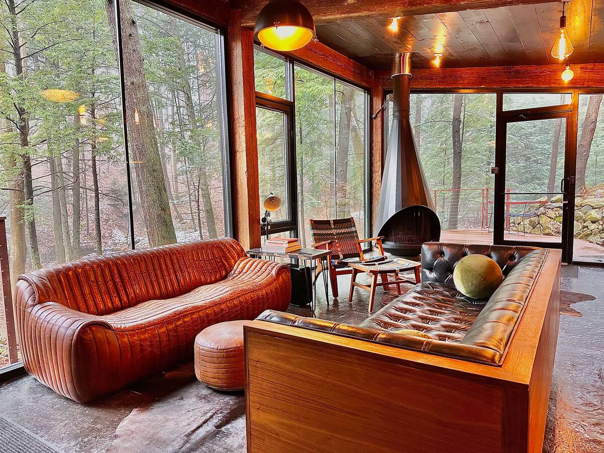 Partner Link airbnb_us_accommodations_affiliate